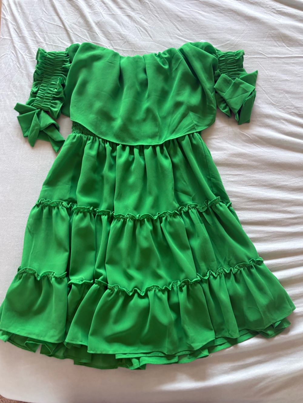 Lulu's Bright Green Off-Shoulder Tiered' Dress